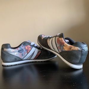 Forever 21 Floral Shoes